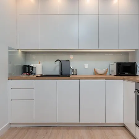 Domaniewska 34b By Homeprime Warsaw